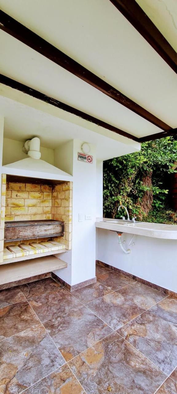 Acogedora En Con Piscina Privada * Villeta